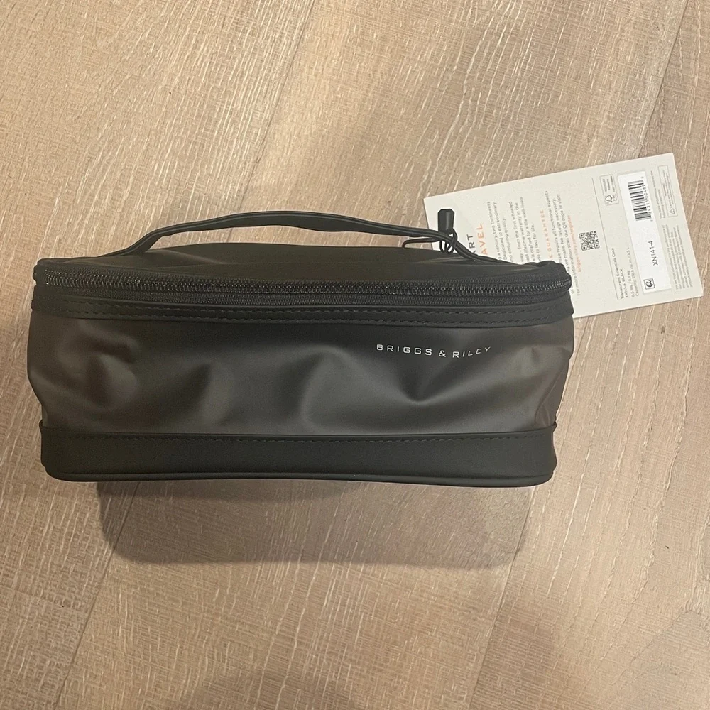 Briggs & Riley Translucent Essentials Case - Picture 2 of 5